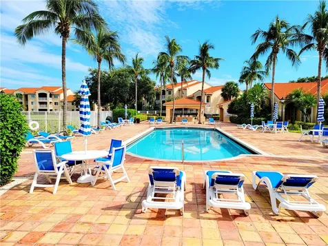 1590 S 42nd Circle Vero Beach FL 32967