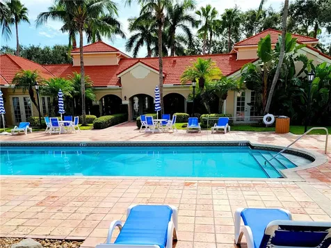 1590 S 42nd Circle Vero Beach FL 32967