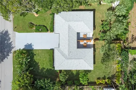 9430+9436 Seagrape Drive Vero Beach FL 32963
