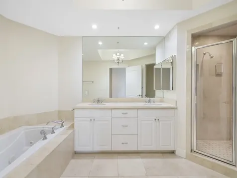 9013 Somerset Bay Lane Vero Beach FL 32963