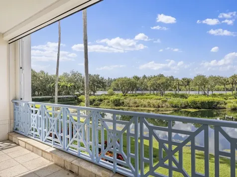 9013 Somerset Bay Lane Vero Beach FL 32963