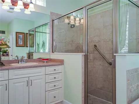 5824 Pine Ridge Circle Vero Beach FL 32967