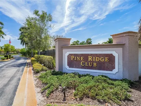 5824 Pine Ridge Circle Vero Beach FL 32967