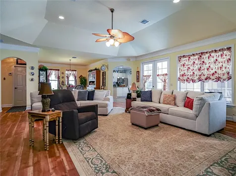 5824 Pine Ridge Circle Vero Beach FL 32967