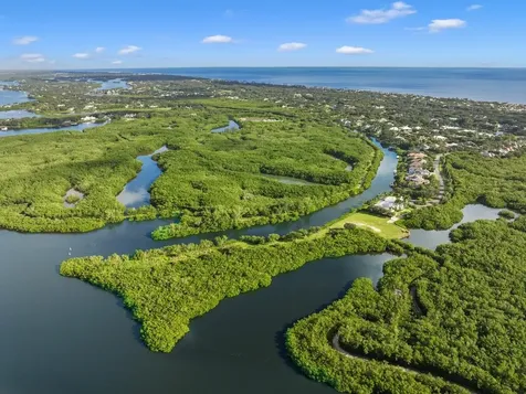 325 Estuary Drive Vero Beach FL 32963