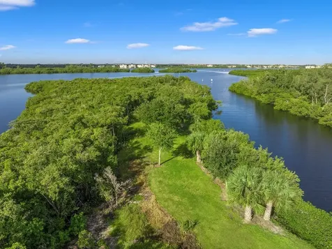 325 Estuary Drive Vero Beach FL 32963