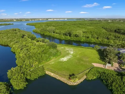 325 Estuary Drive Vero Beach FL 32963