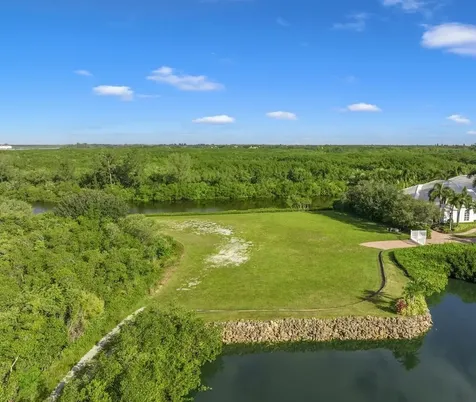 325 Estuary Drive Vero Beach FL 32963