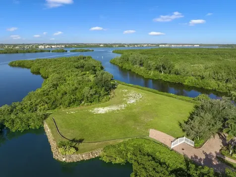 325 Estuary Drive Vero Beach FL 32963