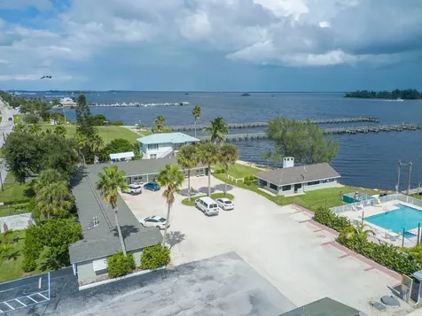 412 Indian River Drive Sebastian FL 32958