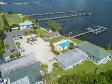 412 Indian River Drive Sebastian FL 32958