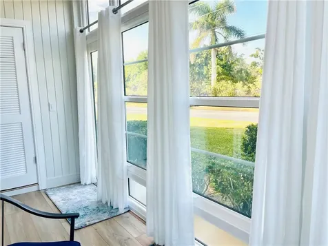 102 Royal Oak Drive Vero Beach FL 32962