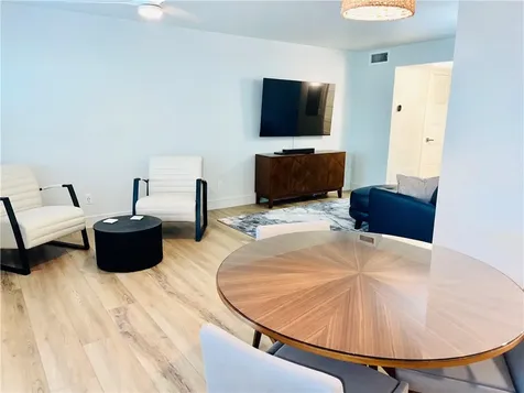102 Royal Oak Drive Vero Beach FL 32962