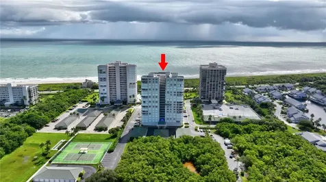 5049 N Highway A1a Hutchinson Island FL 34949