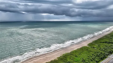 5049 N Highway A1a Hutchinson Island FL 34949