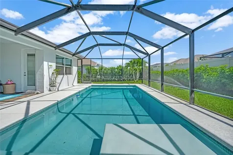 7230 33rd Square Vero Beach FL 32967