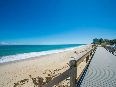 4019 Silver Palm Drive Vero Beach FL 32963