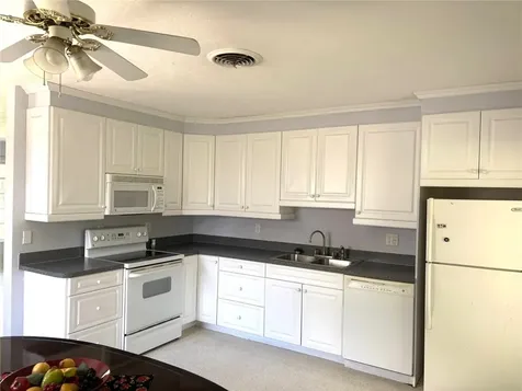 566-576 Azalea Lane Vero Beach FL 32963