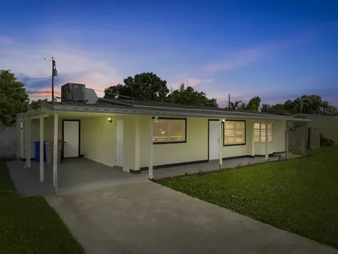 1560 3rd Court Vero Beach FL 32960