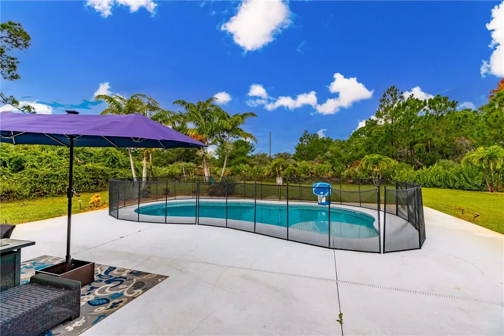 1325 5th Avenue SW Vero Beach FL 32962