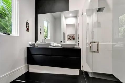 790 Lake Drive Vero Beach FL 32963