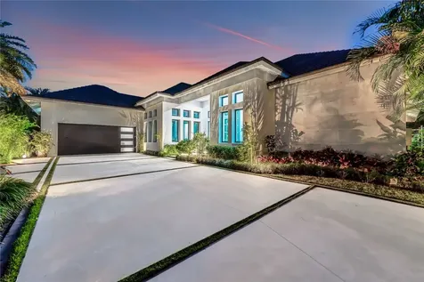 790 Lake Drive Vero Beach FL 32963