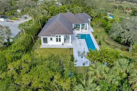 790 Lake Drive Vero Beach FL 32963