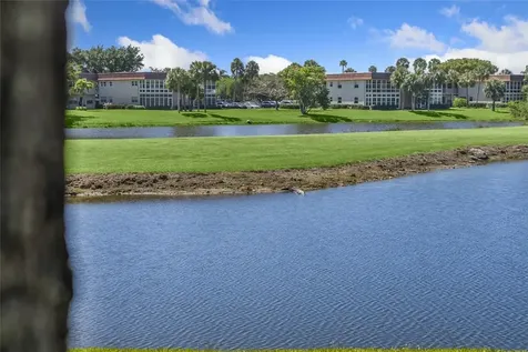 14 Vista Palm Lane Vero Beach FL 32962