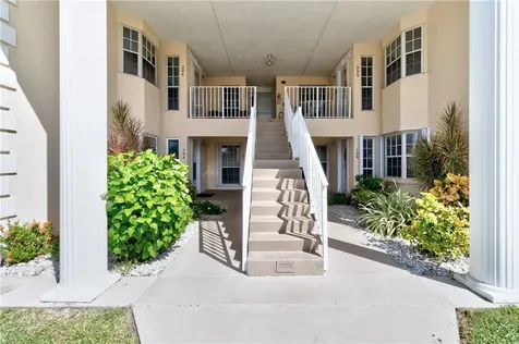 700 Lake Orchid Circle Vero Beach FL 32962