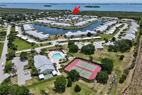 700 Lake Orchid Circle Vero Beach FL 32962
