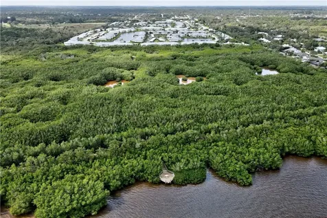 700 Lake Orchid Circle Vero Beach FL 32962