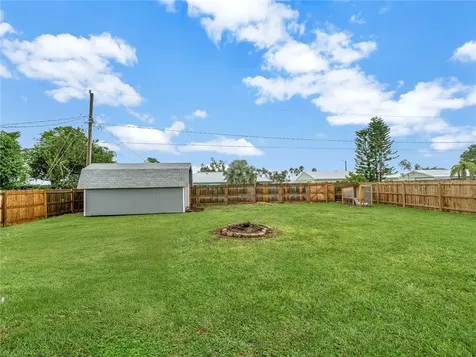 660 25th Street SW Vero Beach FL 32962