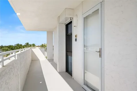 1480 Ocean Drive Vero Beach FL 32963