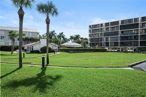 1480 Ocean Drive Vero Beach FL 32963