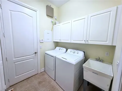 1825 Bridgepointe Circle Vero Beach FL 32967