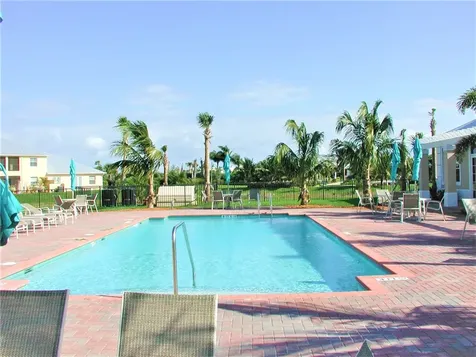 1825 Bridgepointe Circle Vero Beach FL 32967