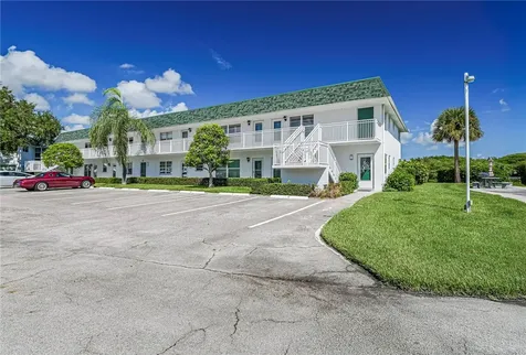 2800 Indian River Boulevard Vero Beach FL 32960