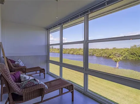 2800 Indian River Boulevard Vero Beach FL 32960