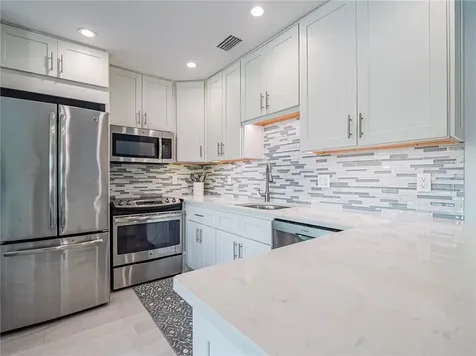 2800 Indian River Boulevard Vero Beach FL 32960
