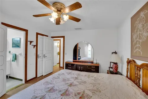 2745 1st Street Vero Beach FL 32968