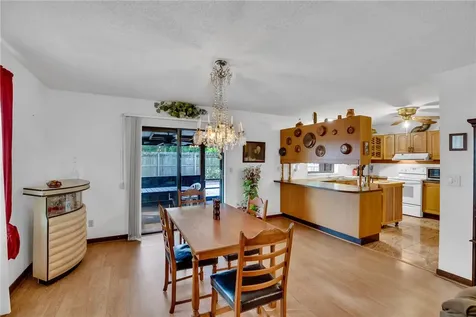 2745 1st Street Vero Beach FL 32968