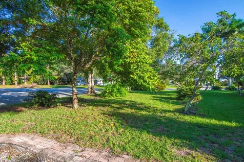 2595 Cordova Avenue Vero Beach FL 32960