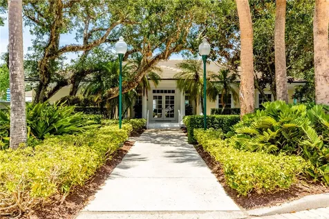104 Hidden Oak Drive Vero Beach FL 32963