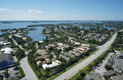 2151 Sea Mist Court Vero Beach FL 32963