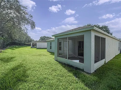 953 N 13th Square Vero Beach FL 32960