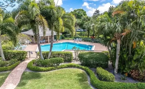110 Prestwick Circle Vero Beach FL 32967