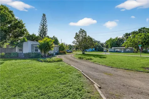 1506 16th Avenue Vero Beach FL 32960