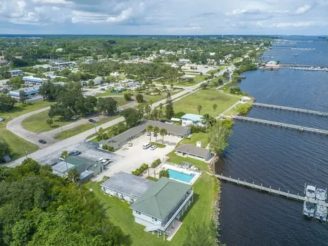 412 Indian River Drive Sebastian FL 32958