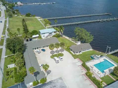 412 Indian River Drive Sebastian FL 32958
