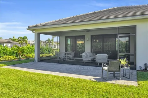 10961 SW Freshwater Court Port St Lucie FL 34987